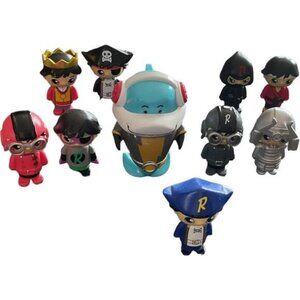 Ryans World 10 Piece Action Figure Set Featuring Pirate Ninja Robot & Shark